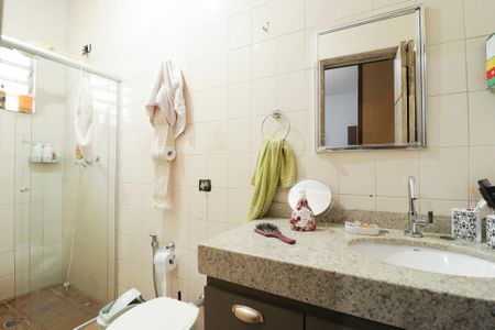 Casa para alugar com 300m², 3 quartos e 5 vagas Casa para alugar com 300m², 3 quartos e 5 vagasBanheiro da Suíte