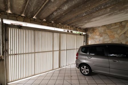 Casa para alugar com 300m², 3 quartos e 5 vagas Casa para alugar com 300m², 3 quartos e 5 vagasGaragem