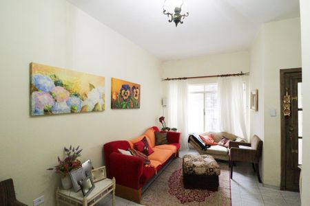 Casa para alugar com 300m², 3 quartos e 5 vagas Casa para alugar com 300m², 3 quartos e 5 vagasSala