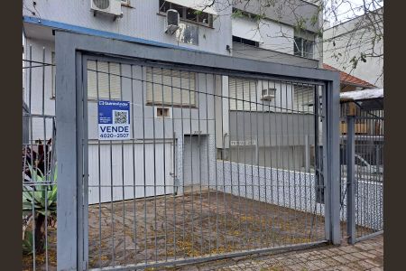 Apartamento à venda com 70m², 2 quartos e 1 vaga Apartamento à venda com 70m², 2 quartos e 1 vagaFachada