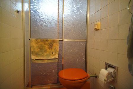 Banheiro Corredor de apartamento à venda com 2 quartos, 70m² em Floresta, Porto Alegre