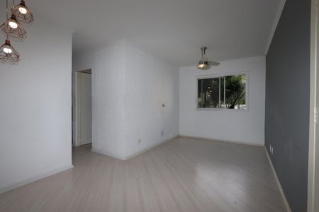 Sala de apartamento à venda com 3 quartos, 56m² em Jardim Ibitirama, São Paulo