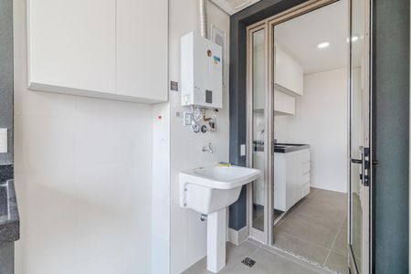 Apartamento para alugar com 71m², 2 quartos e 1 vagaÁrea de Serviço