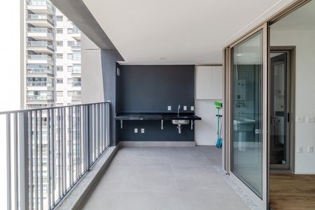 Apartamento para alugar com 71m², 2 quartos e 1 vagaVaranda
