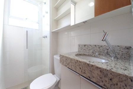 Apartamento à venda com 54m², 2 quartos e 1 vaga Apartamento à venda com 54m², 2 quartos e 1 vagaBanheiro da Suíte