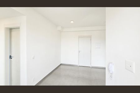 Sala de apartamento para alugar com 2 quartos, 42m² em Jardim Planalto, Carapicuíba