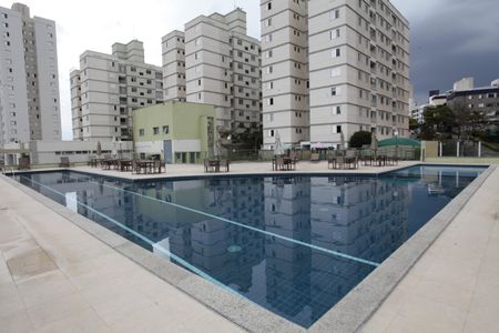 Apartamento à venda com 85m², 3 quartos e 2 vagasÁrea comum - Piscina