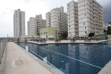 Apartamento à venda com 85m², 3 quartos e 2 vagasÁrea comum - Piscina