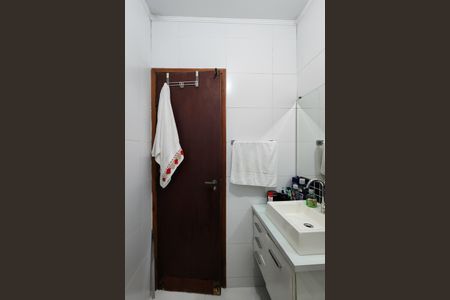 Casa à venda com 154m², 4 quartos e 2 vagasBanheiro Social