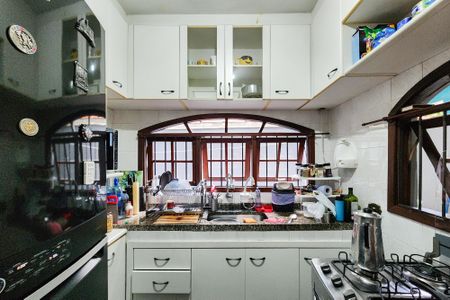 Casa à venda com 154m², 4 quartos e 2 vagasCozinha