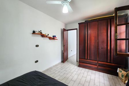 Casa à venda com 154m², 4 quartos e 2 vagasSuíte