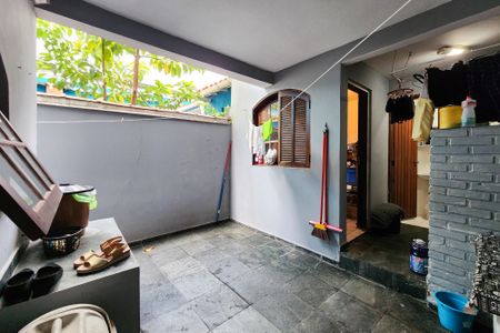 Casa à venda com 154m², 4 quartos e 2 vagasÁrea