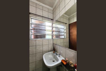 Casa à venda com 154m², 4 quartos e 2 vagasBanheiro da Suíte
