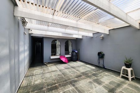 Casa à venda com 154m², 4 quartos e 2 vagasGaragem