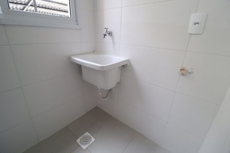 Apartamento para alugar com 55m², 2 quartos e 1 vagaÁrea de Serviço