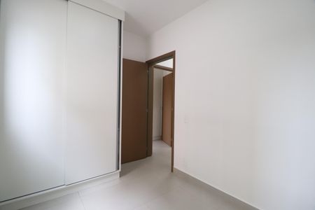 Apartamento para alugar com 55m², 2 quartos e 1 vagaQuarto