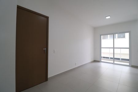 Sala de apartamento para alugar com 2 quartos, 55m² em Jaraguá, Uberlândia