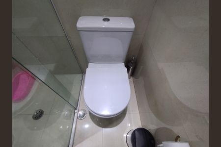 Apartamento à venda com 98m², 2 quartos e 1 vaga Apartamento à venda com 98m², 2 quartos e 1 vagaBanheiro Social