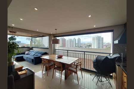 Apartamento à venda com 98m², 2 quartos e 1 vaga Apartamento à venda com 98m², 2 quartos e 1 vagaSala