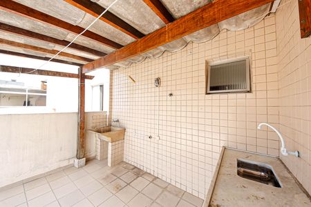 Apartamento para alugar com 127m², 3 quartos e 1 vagaÁrea de Serviço