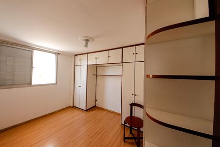 Apartamento para alugar com 127m², 3 quartos e 1 vagaQuarto 2