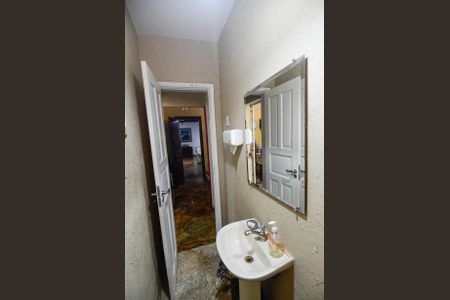 Casa à venda com 200m², 7 quartos e 4 vagasLavabo