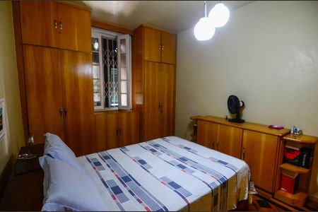 Casa à venda com 200m², 7 quartos e 4 vagasSuíte