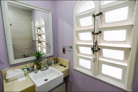 Casa à venda com 200m², 7 quartos e 4 vagasBanheiro Social