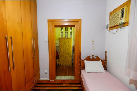 Casa à venda com 200m², 7 quartos e 4 vagasQuarto 2