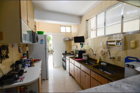 Casa à venda com 200m², 7 quartos e 4 vagasCozinha