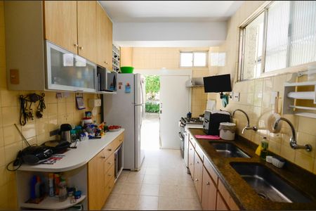 Casa à venda com 200m², 7 quartos e 4 vagasCozinha