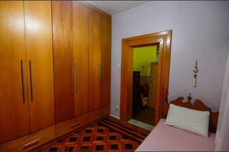 Casa à venda com 200m², 7 quartos e 4 vagasQuarto 2