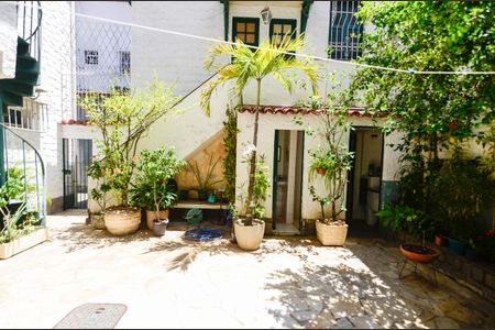 Casa à venda com 200m², 7 quartos e 4 vagasÁrea de Serviço