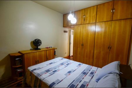 Casa à venda com 200m², 7 quartos e 4 vagasSuíte