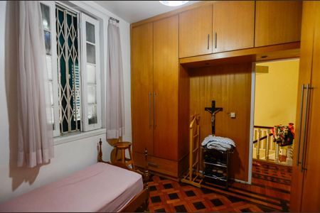 Casa à venda com 200m², 7 quartos e 4 vagasQuarto 2