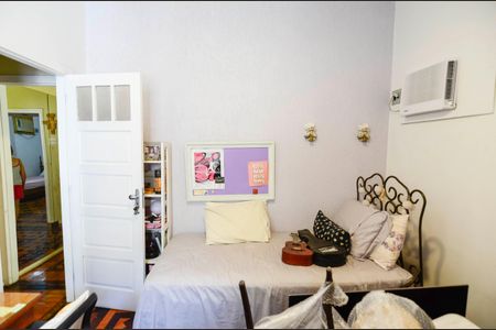 Casa à venda com 200m², 7 quartos e 4 vagasQuarto 3