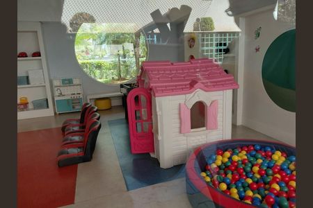 Apartamento para alugar com 172m², 3 quartos e 4 vagas