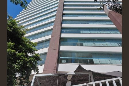 Apartamento para alugar com 172m², 3 quartos e 4 vagas