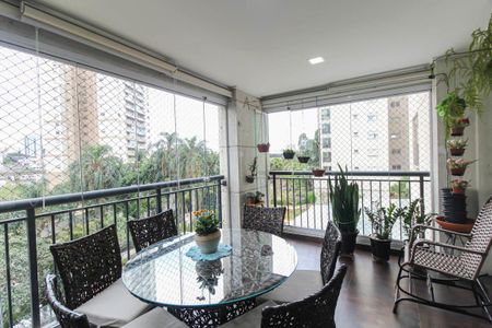 Apartamento à venda com 96m², 2 quartos e 2 vagas Apartamento à venda com 96m², 2 quartos e 2 vagasVaranda da Sala