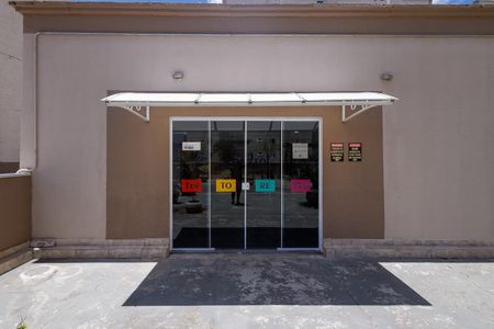 Apartamento para alugar com 56m², 2 quartos e 1 vaga Apartamento para alugar com 56m², 2 quartos e 1 vagaÁrea comum - Academia