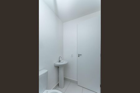 Apartamento para alugar com 37m², 1 quarto e sem vaga Apartamento para alugar com 37m², 1 quarto e sem vagaBanheiro da Suíte