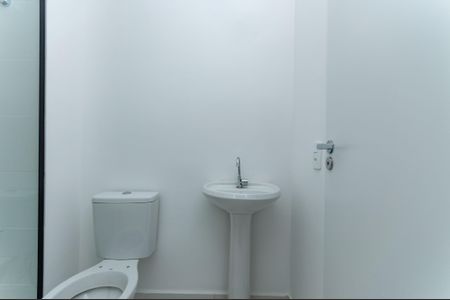 Apartamento para alugar com 37m², 1 quarto e sem vaga Apartamento para alugar com 37m², 1 quarto e sem vagaBanheiro da Suíte