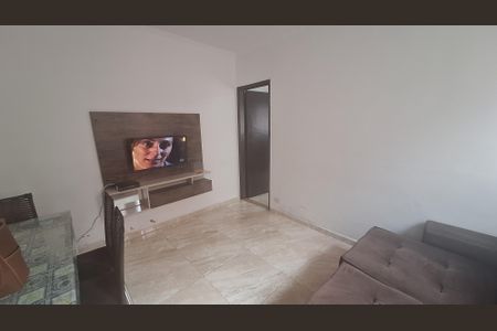 Sala de casa para alugar com 2 quartos, 120m² em Jardim Santa Helena, Suzano