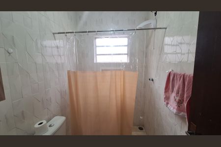 Casa para alugar com 120m², 2 quartos e 2 vagas Casa para alugar com 120m², 2 quartos e 2 vagasBanheiro Social