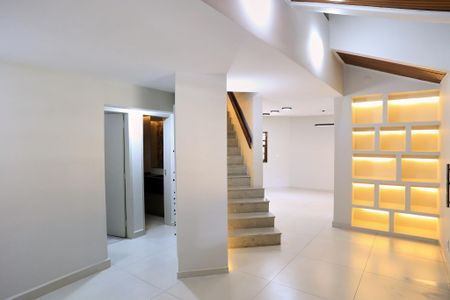 Casa para alugar com 92m², 3 quartos e 1 vagaSala
