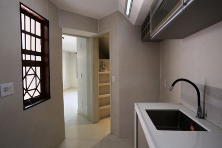 Casa para alugar com 92m², 3 quartos e 1 vagaCozinha