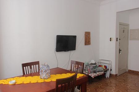 Apartamento para alugar com 80m², 2 quartos e 2 vagasSala