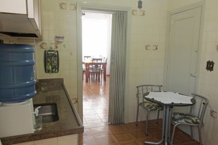 Apartamento para alugar com 80m², 2 quartos e 2 vagasCozinha