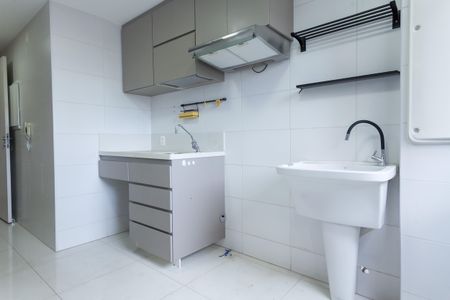 Apartamento à venda com 75m², 2 quartos e 1 vaga