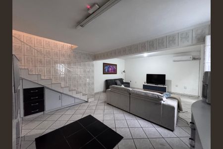 Sala de casa para alugar com 2 quartos, 150m² em Centro, São Leopoldo